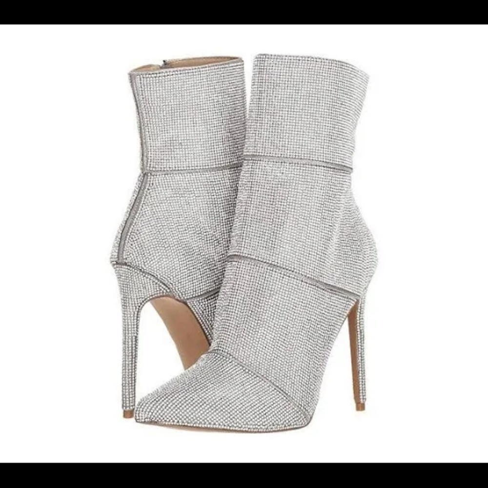 No box  STEVE MADDEN WINONA RHINESTONE BOOTIES 8.5